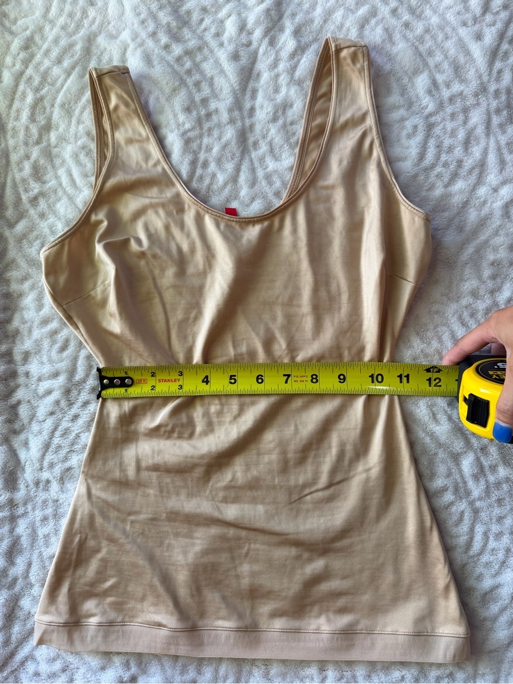 SPANX Nude Seamless Shaping Tank Top Women’s M Beige Sculpting Compression - Picture 4 of 7